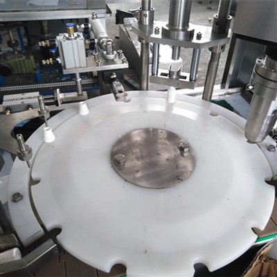 Automatic Syrup Filling Capping Machine