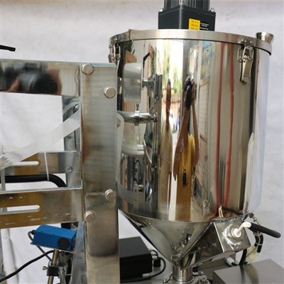 Full Automatic Chilli Sauce Paste Sachet Packaging Machine